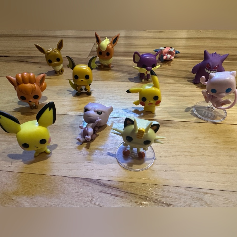 Pokemon Action Figures Set - lot of 12. See photos for details, brands vary.